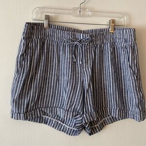 Old Navy blue/white stripe linen blend shorts